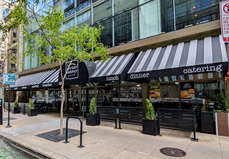 Corner Bakery Cafe — pasta restaurant in Chicago