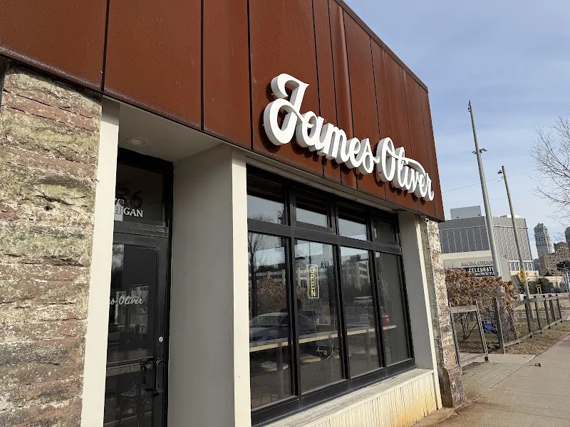 James Oliver Corktown — dog-friendly restaurants in Detroit