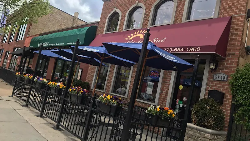Mas Alla del Sol — mexican restaurant in Chicago