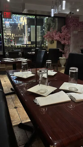 London Tandoori — indian restaurant in Brooklyn