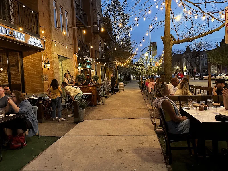 Turquoise Cafe & Restaurant — italian restaurant in Chicago