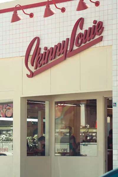Skinny Louie — dog-friendly restaurant in Miami