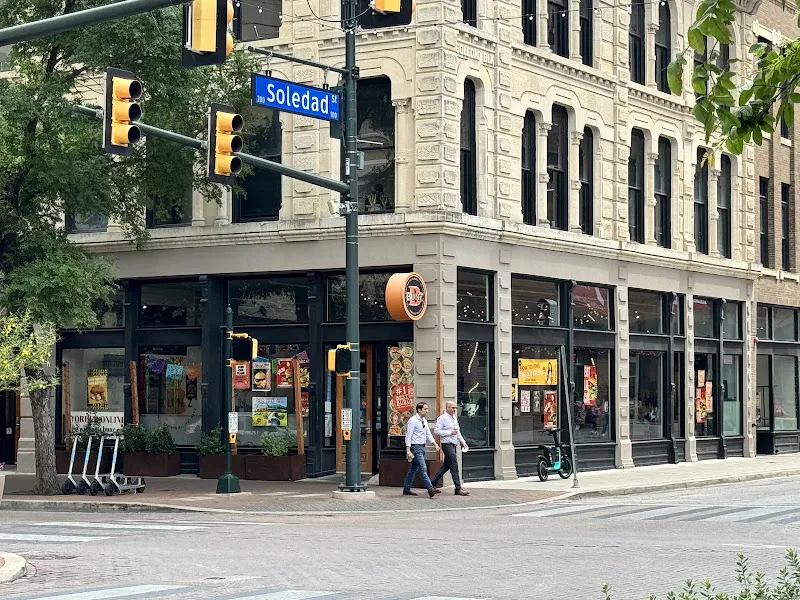 Bunz Handcrafted Burgers — burger restaurant in San Antonio
