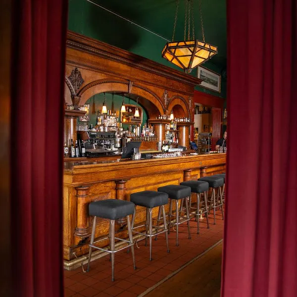 Gino's — italian restaurant in Portland