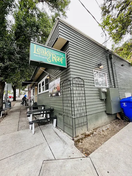 Leaky Roof Gastro Pub — breakfast spots in Portland
