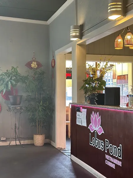 Lotus Pond Vietnamese Cuisine — vegan restaurant in Seattle
