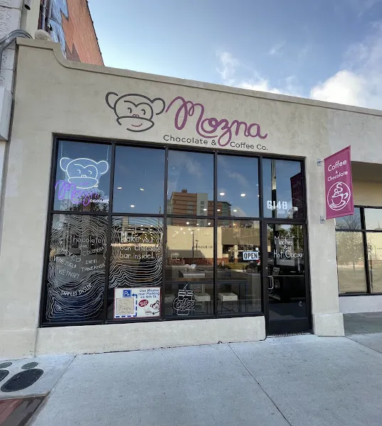 Mozna Chocolate & Coffee Co.