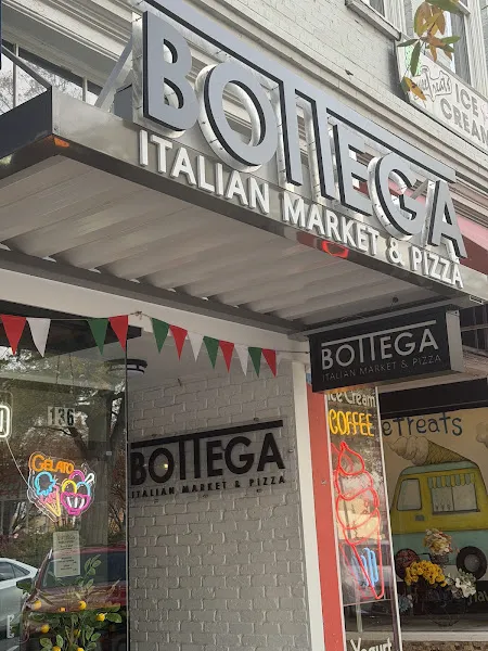 Bottega italian Market-Pizza