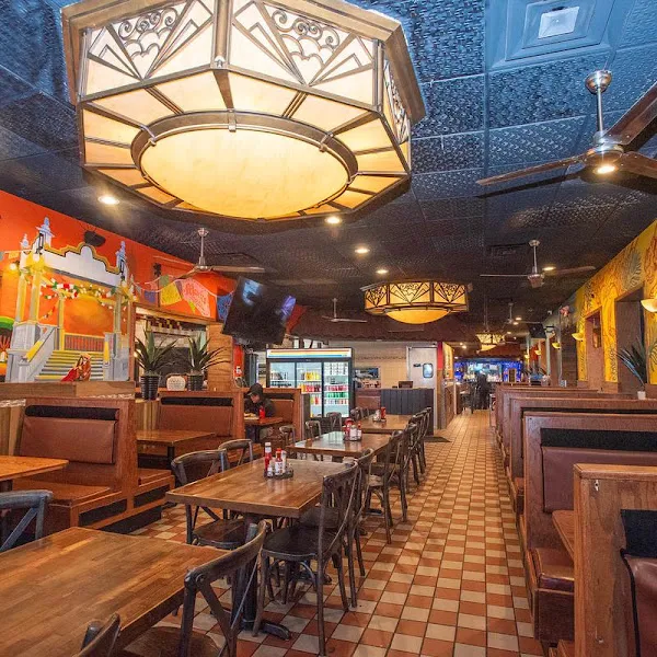 Los Altos Restaurant — mexican restaurant in Detroit