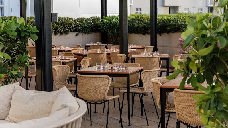 NUNA — japanese restaurant in Miami
