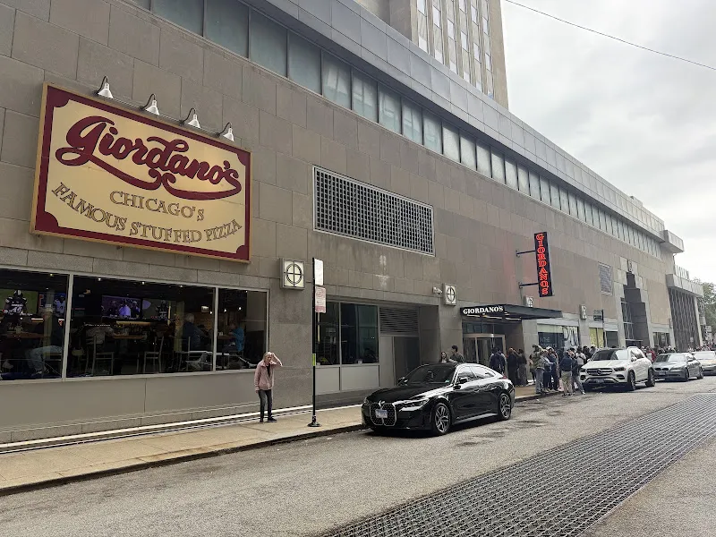 Giordano's — pizza restaurant in Chicago