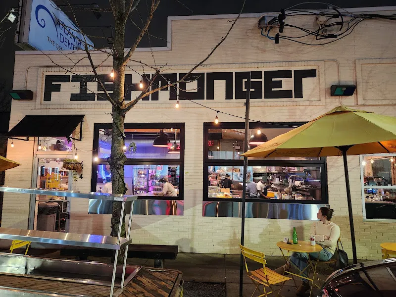 Fishmonger — dog-friendly restaurant in Atlanta