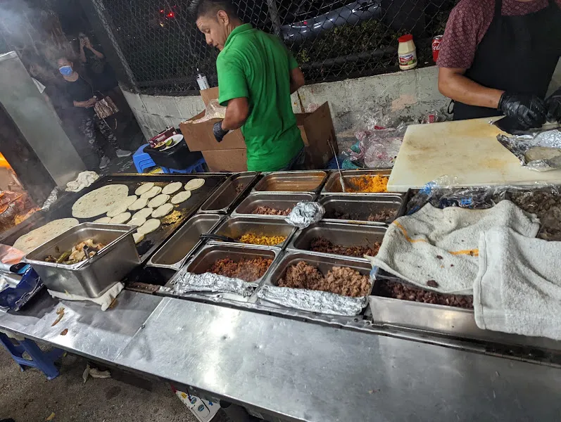 Tacos La GÃ¼era Pico — tacos restaurant in Los Angeles