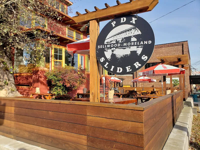 PDX Sliders — burger restaurant in Portland