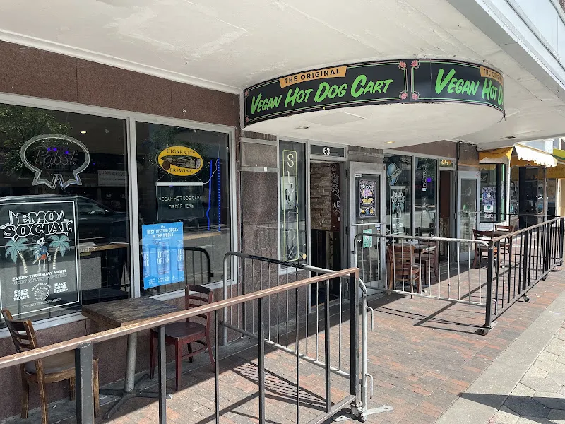 The Vegan Hot Dog Cart — burger restaurant in Orlando