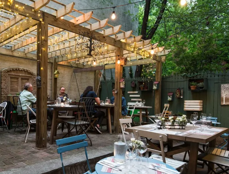 Terre| Pasta & Natural wine — italian restaurant in Brooklyn
