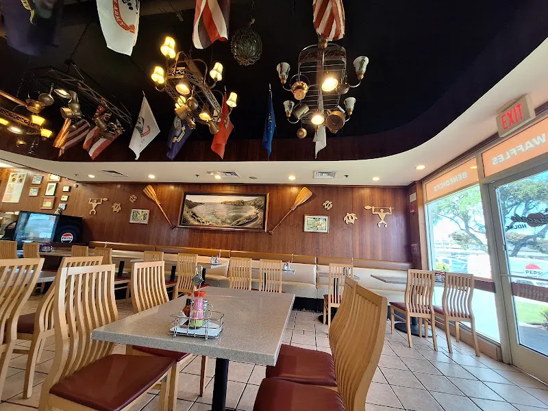 Koa Pancake House — breakfast spots in Honolulu