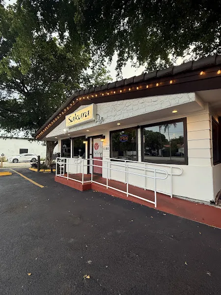 Sakura Sushi Bar — japanese restaurant in Miami