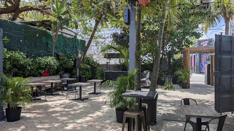 Sili — restaurants with takeout in Miami