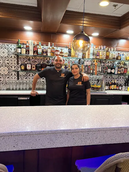 CURRY CORNER Indian Eatery & Bar — indian restaurant in Minneapolis