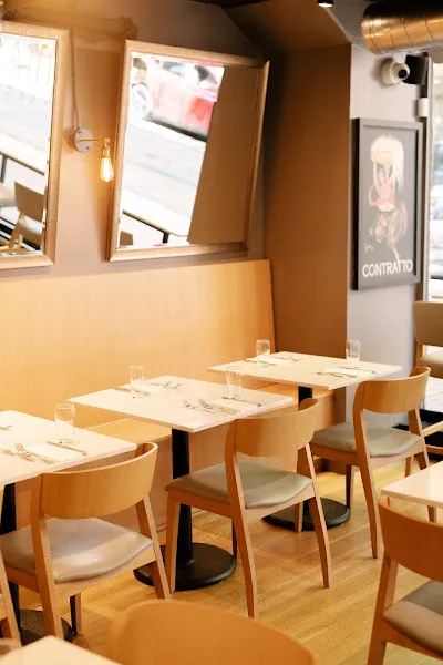 Mucca Pizzeria — takeout restaurant in Portland