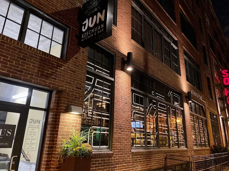 JUN Szechuan Kitchen & Bar — chinese restaurant in Minneapolis