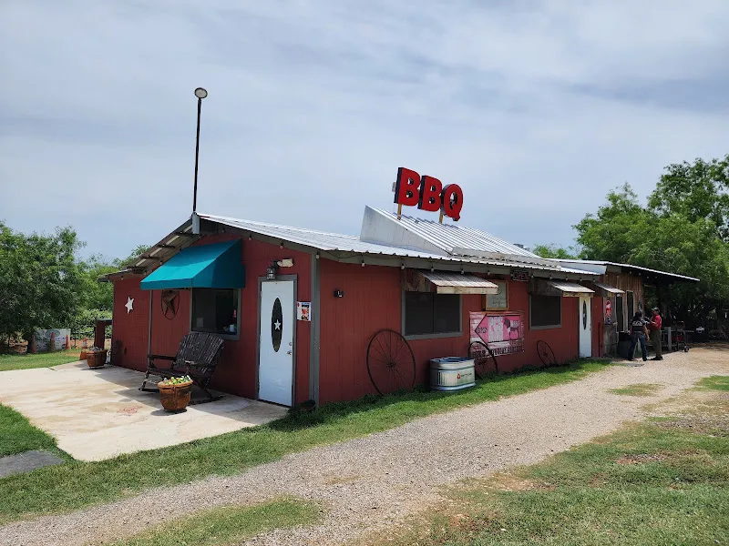 Pure Country Smokin' Barbecue Restaraunt