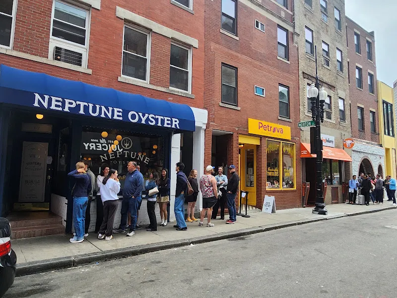 Neptune Oyster — dog-friendly restaurant in Boston