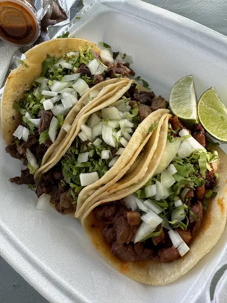 Dos Amigos Tacos — mexican restaurant in Austin