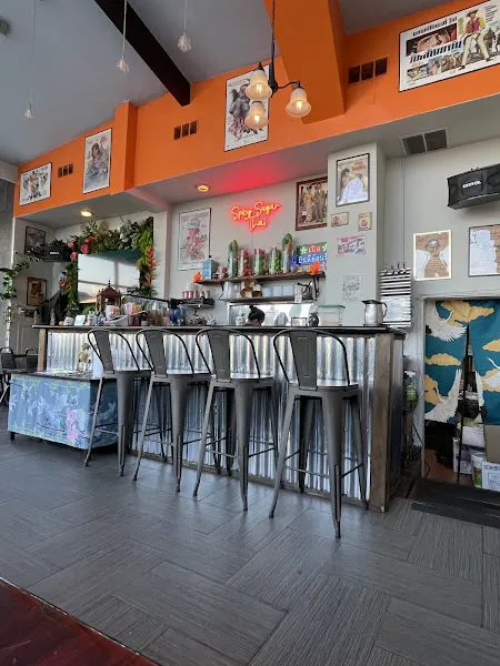 Spicy Sugar Thai Mid-City — thai restaurant in Los Angeles