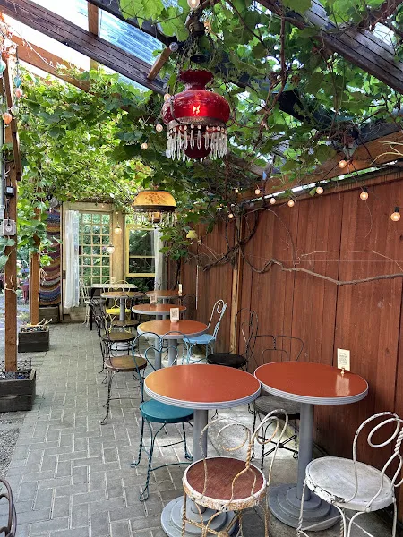 The Turning Peel Pizza — pizza restaurant in Portland