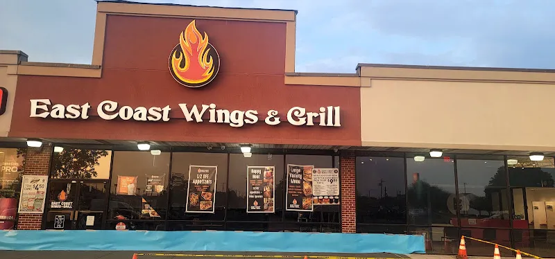 East Coast Wings + Grill — burger restaurant in Philadelphia