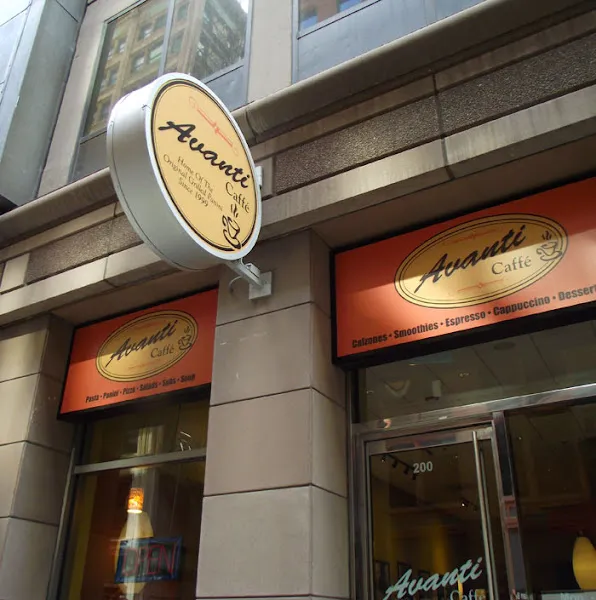 Avanti Caffe — italian restaurant in Chicago