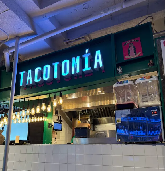TACOTOMIA — mexican restaurant in Miami