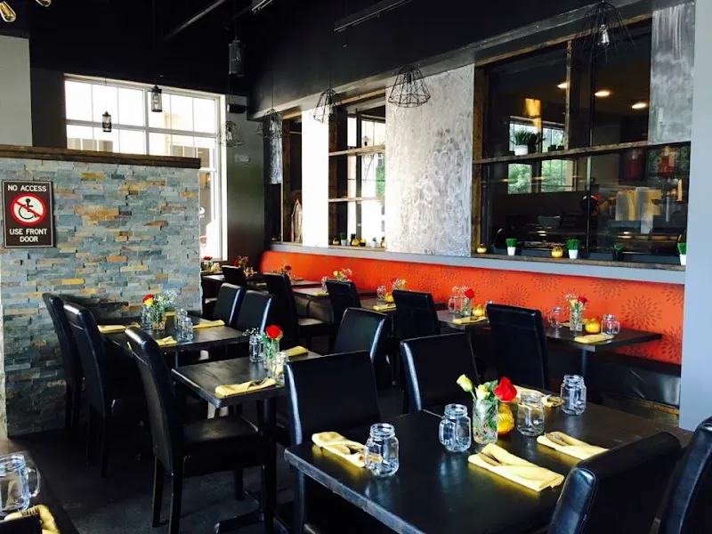 Rai Lay Thai south Blvd — restaurants with delivery in Charlotte