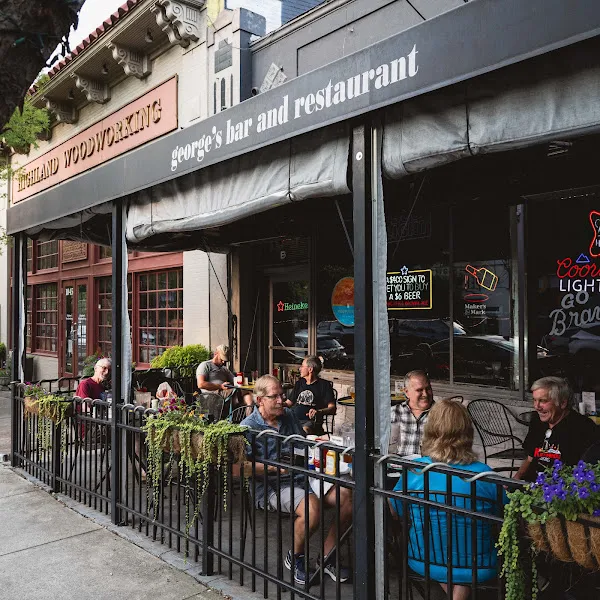 George's Bar & Restaurant — burger restaurant in Atlanta