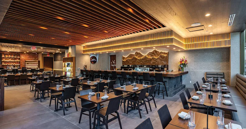 Hachi — sushi restaurant in Houston