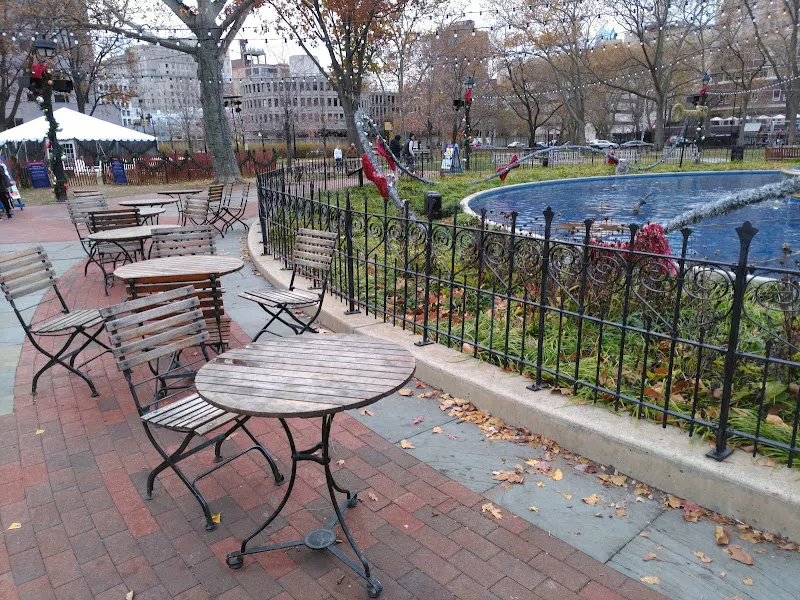 SquareBurger — burger restaurant in Philadelphia
