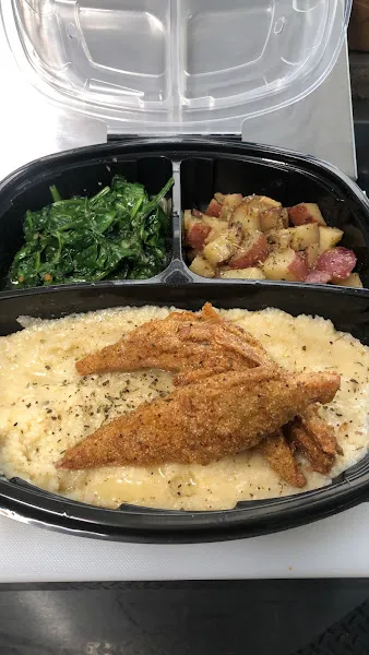 More Life Foods — dog-friendly restaurant in Detroit