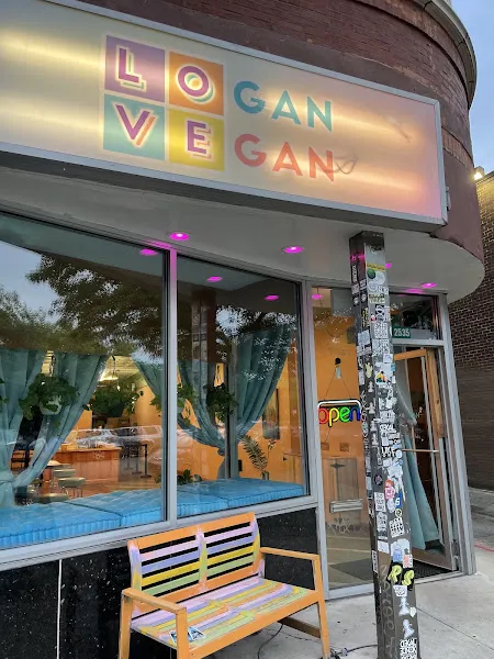Logan Vegan — vegan restaurant in Chicago