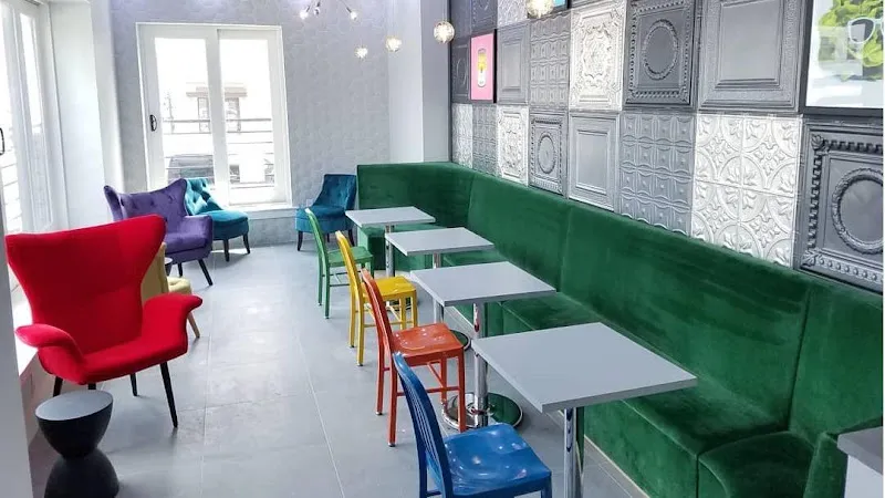 Batter & Crumbs Vegan Bakery and Cafe — vegan restaurant in Philadelphia