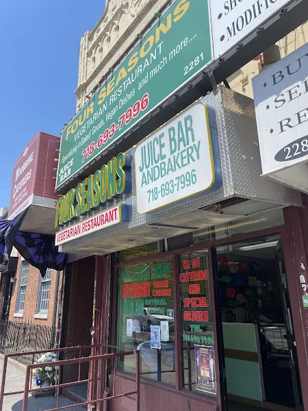 Four Seasons — vegan restaurants in Brooklyn