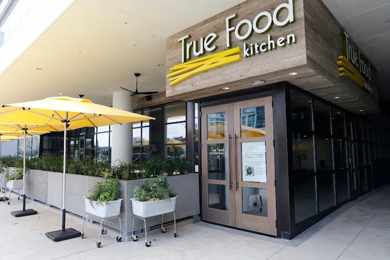 True Food Kitchen — vegan restaurants in Houston