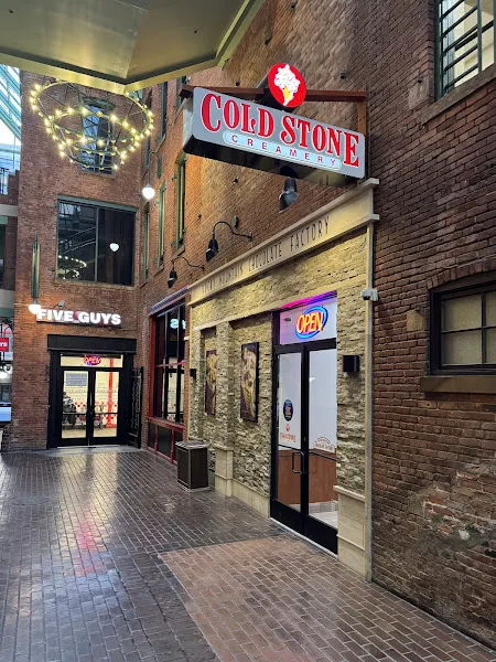 Cold Stone Creamery — delivery restaurant in Detroit