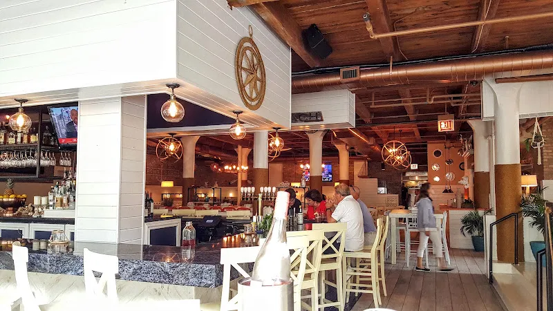 The Hampton Social - River North — dog-friendly restaurant in Chicago
