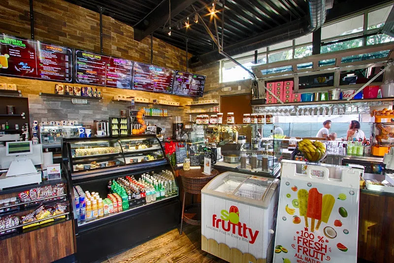 iCafe de Paris — breakfast spots in Orlando