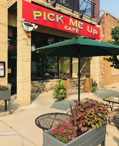 Pick Me Up Cafe — vegan restaurant in Chicago