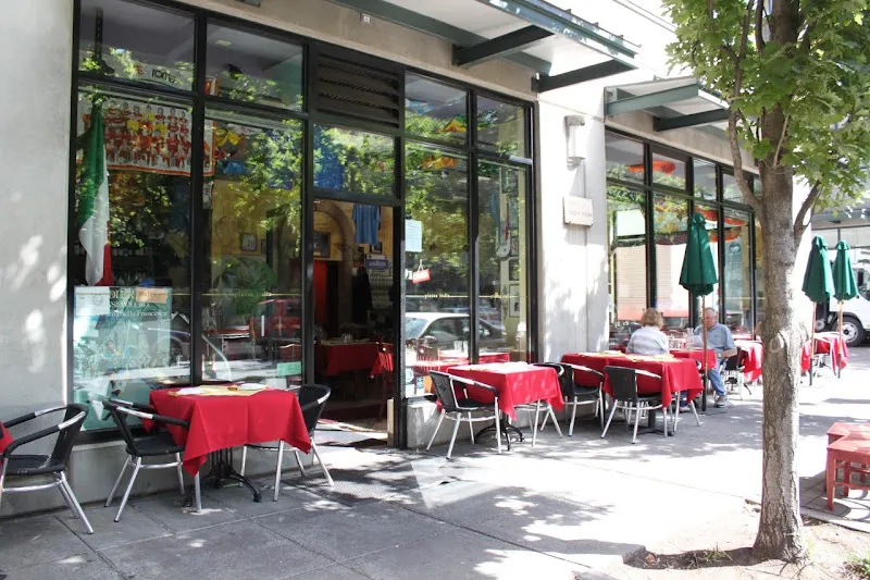 Piazza Italia — italian restaurant in Portland