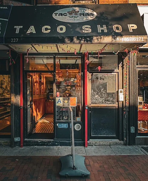 Tacoomar — tacos restaurant in Brooklyn