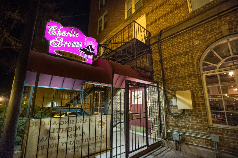 Charlie Brown's Bar & Grill — pizza restaurant in Denver